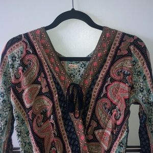 Paisley Long Sleeve Top!